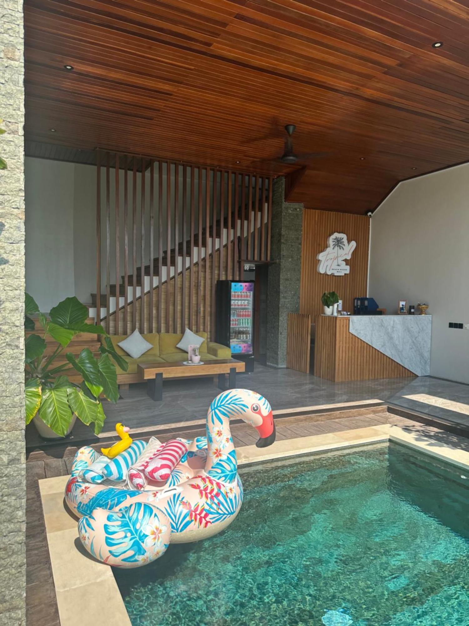 Tropical Beach House Bali Seminyak Kültér fotó