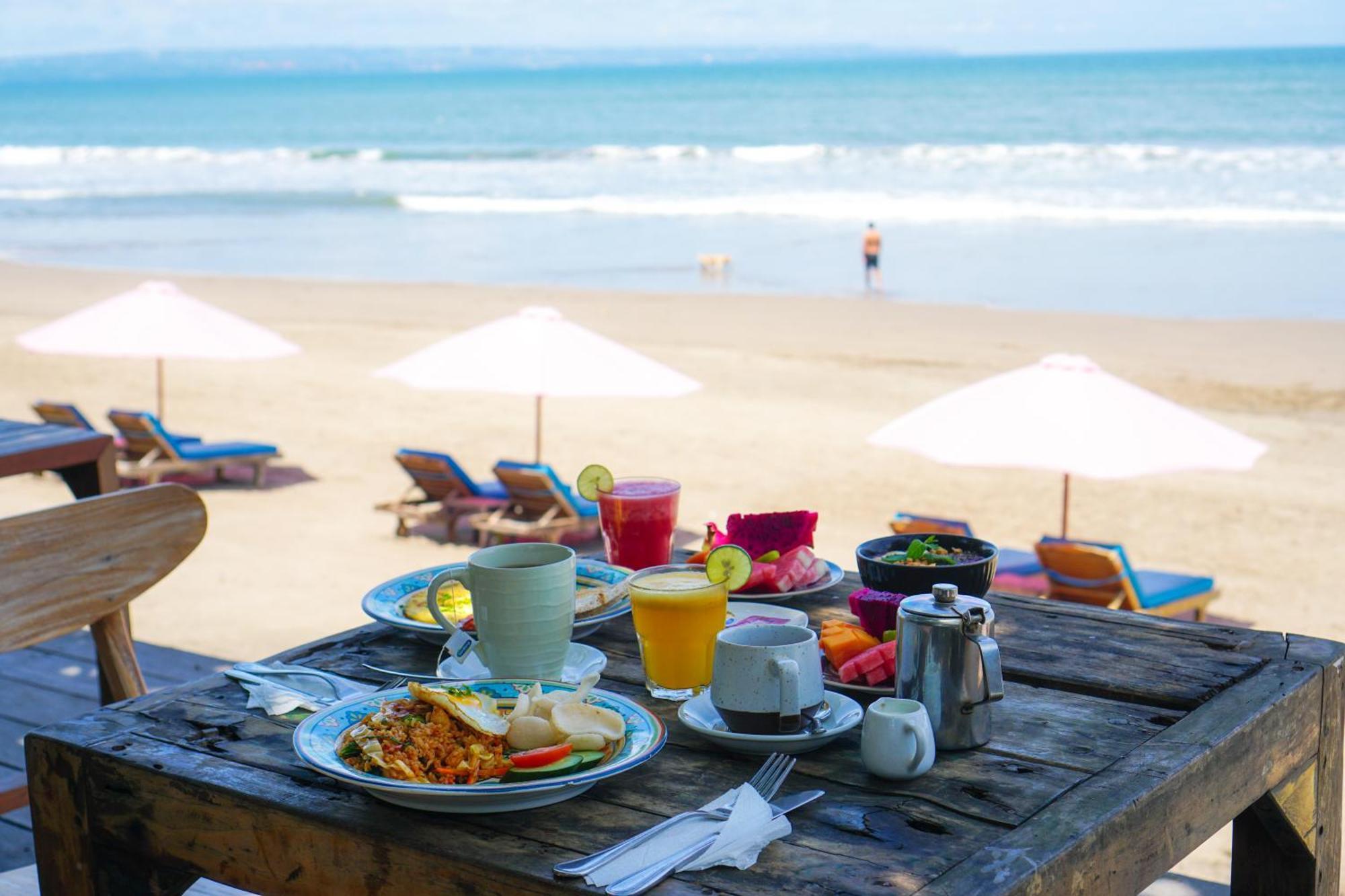 Tropical Beach House Bali Seminyak Kültér fotó